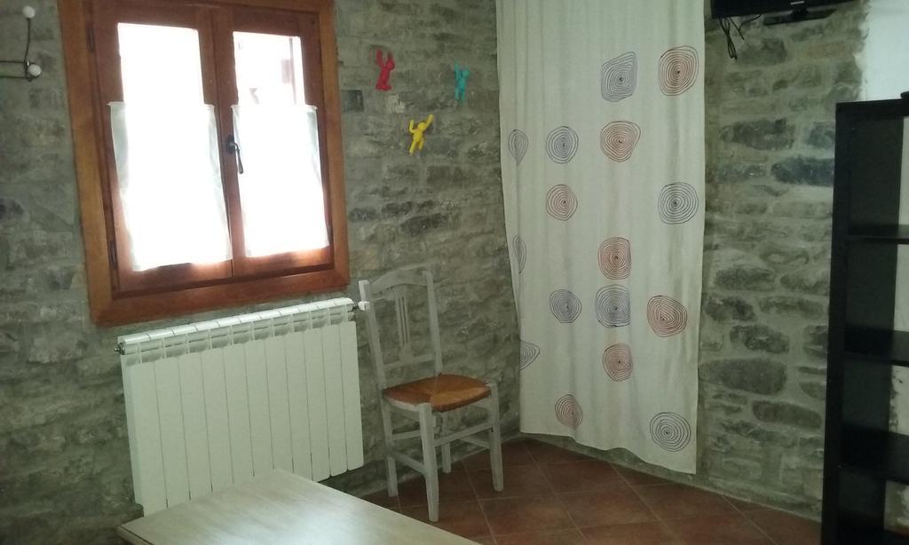 Casa Rural Basajarau Yosa de Sobremonte Quarto foto